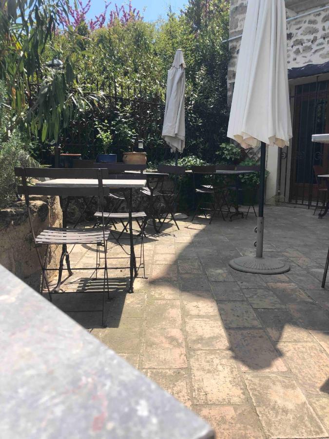 Au Bout Du Pre Hotel Pézenas Exterior foto